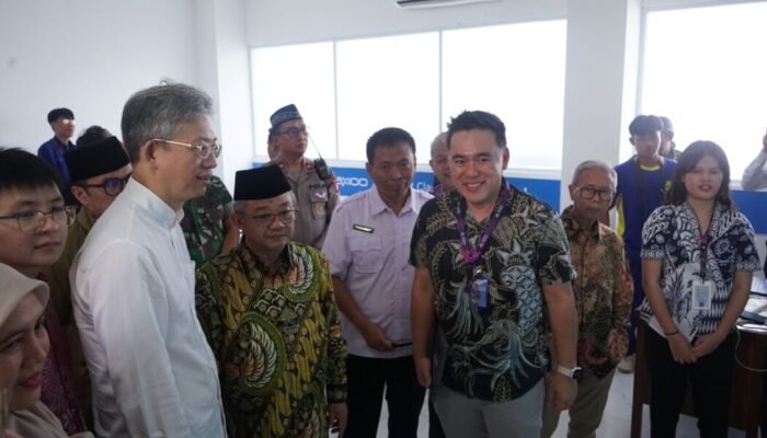 Axioo Smart Classroom 5.0 Diresmikan: Donasi Rp500 Juta dan Target 100 SMK Baru pada 2025