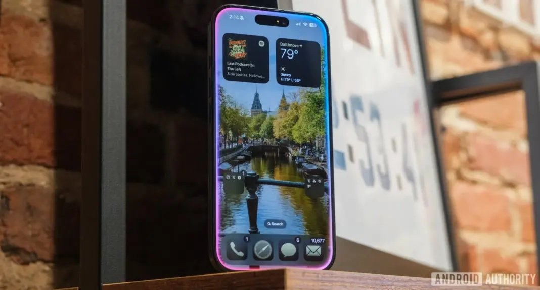 Apple Siapkan Siri Generasi Baru: Kontrol Aplikasi Pihak Ketiga Hanya dengan Suara, Tantang Google Gemini di Perang Asisten Virtual