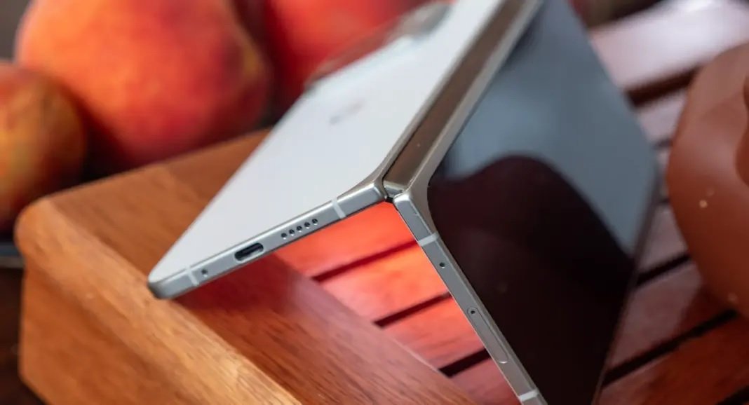 Google Pixel 10 Pro Fold Siap Mengubah Standar Ponsel Lipat Dunia: Hinge Tahan Debu IP68 Pertama