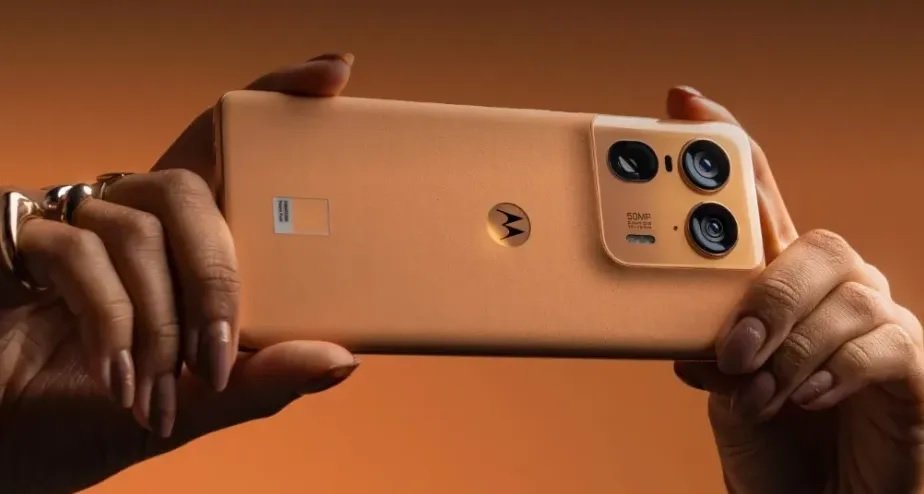 Motorola Edge 70 Ultra Bocor! Tipis, Kencang, dan Punya Kamera Periskop Super Jernih