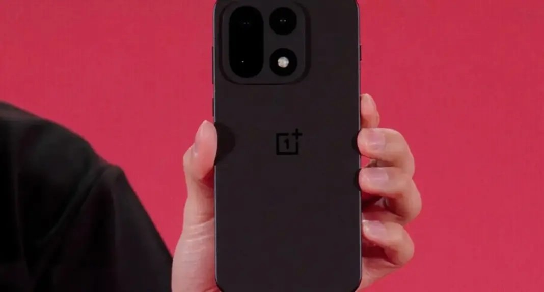 OnePlus 15 Gaming Jadi Primadona Baru? Lawan Serius Galaxy S25 Ultra untuk Tahun 2026