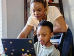 Roblox Terapkan Verifikasi Usia Wajah untuk Lindungi Anak di Dunia Digital