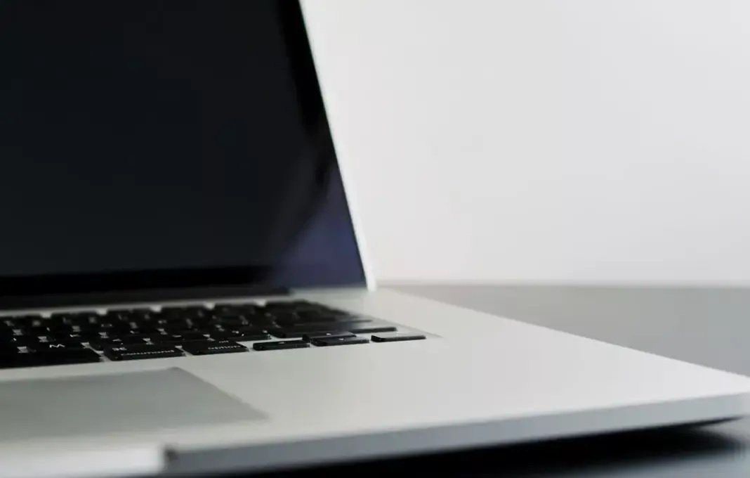 WiFi Lemot di Flat? 5 Cara Mengatasi Buffering Internet Tanpa Perlu Ganti Provider