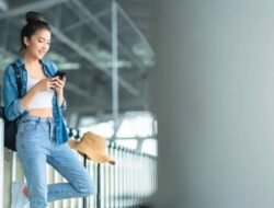Cara Roaming Hemat di Singapura: Internet Nyala Terus, Liburan Tetap Santai