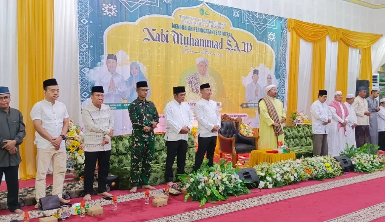 Hadiri Isra Mi’raj 1447 H, Bupati Barsel Ajak Masyarakat Perkuat Iman dan Ukhuwah